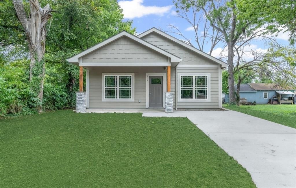 919 E Hamblin Street, Ottawa, KS