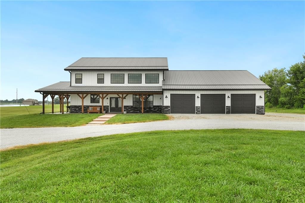 56 NW 151st Road, Centerview, MO