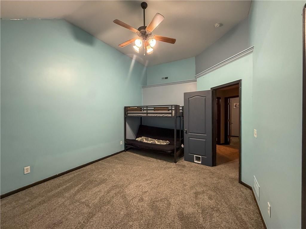 1818 Lauren Lane — photo 15
