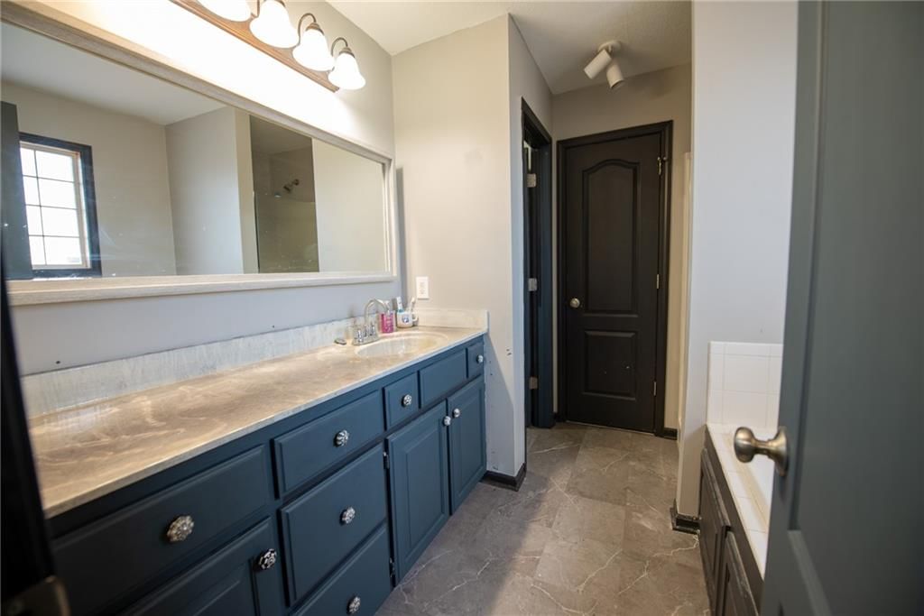 1818 Lauren Lane — photo 17