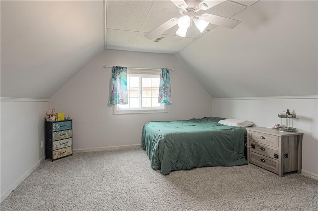 1818 Lauren Lane — photo 20