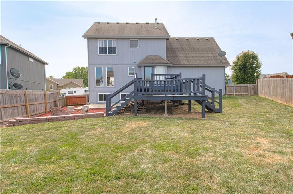 1818 Lauren Lane — photo 29