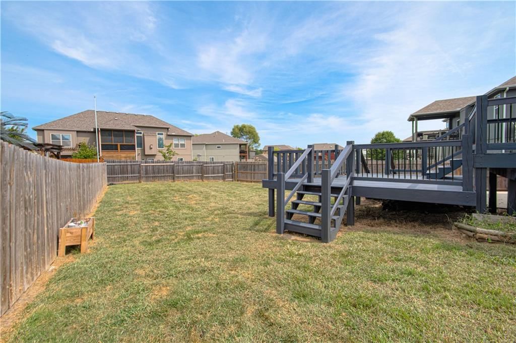 1818 Lauren Lane — photo 31