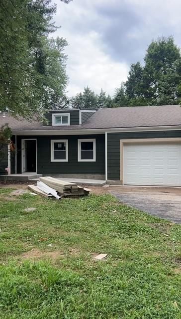 2399 NW Osage Circle, Riverside, MO
