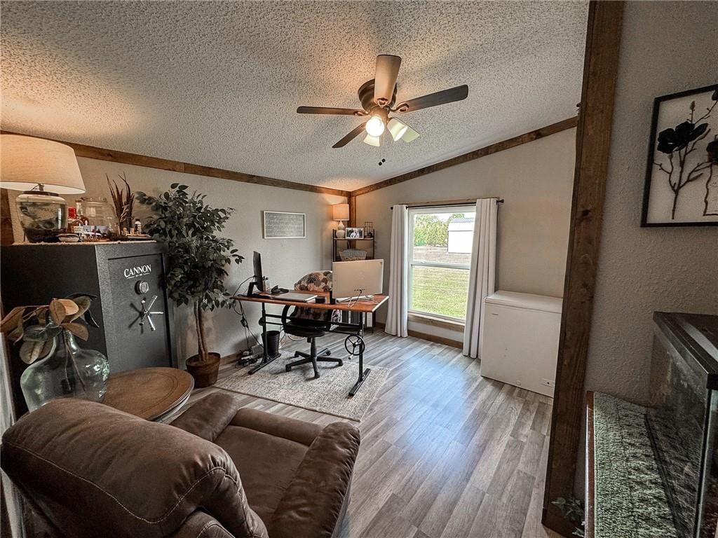 21&26 Buckskin Drive — photo 12