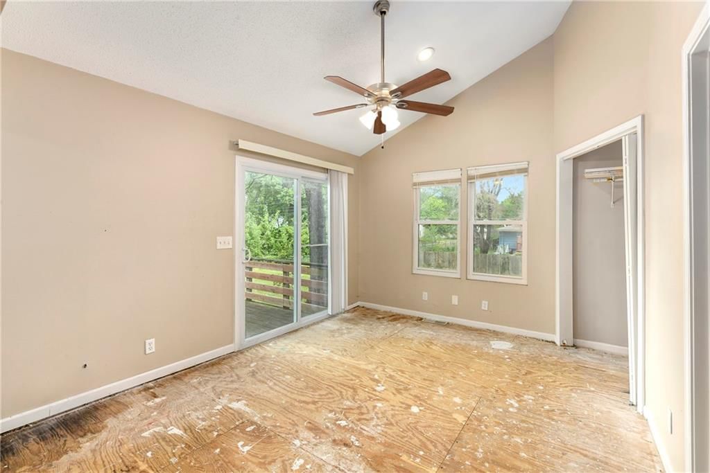 6121 Willow Avenue — photo 19