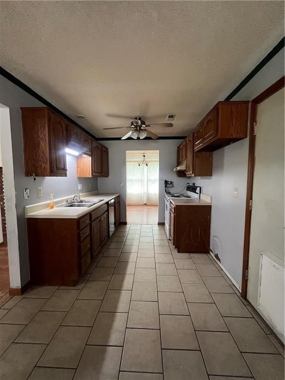 3024 W 23rd Terrace — photo 5