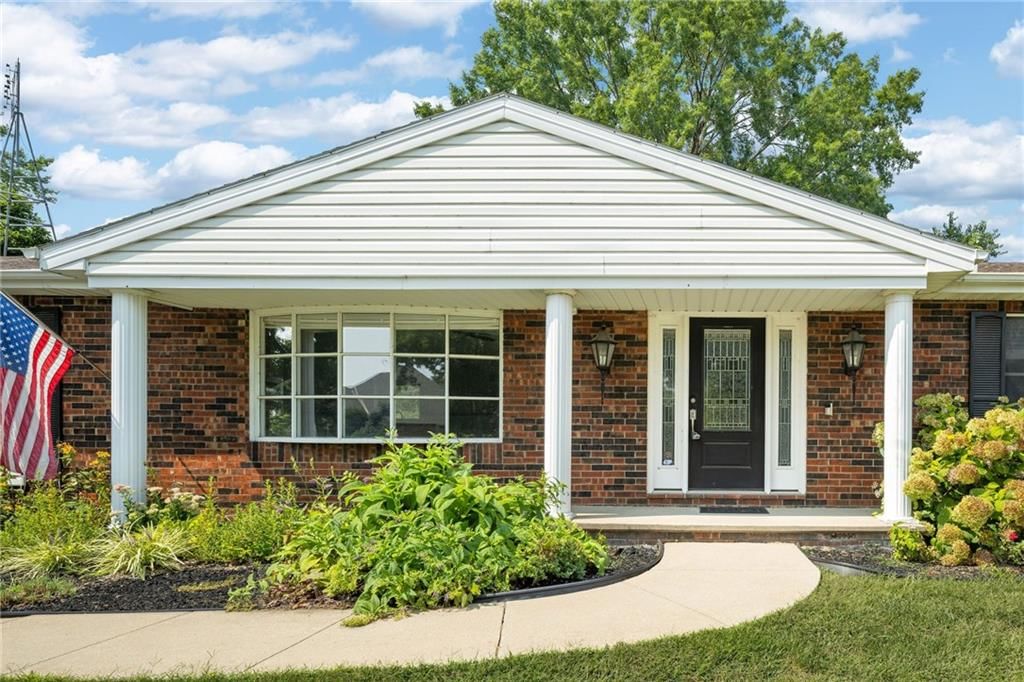 4401 S Stonecrest Circle — photo 2