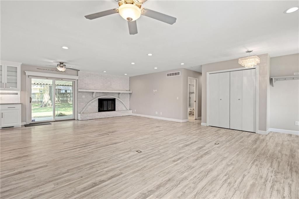 4401 S Stonecrest Circle — photo 5