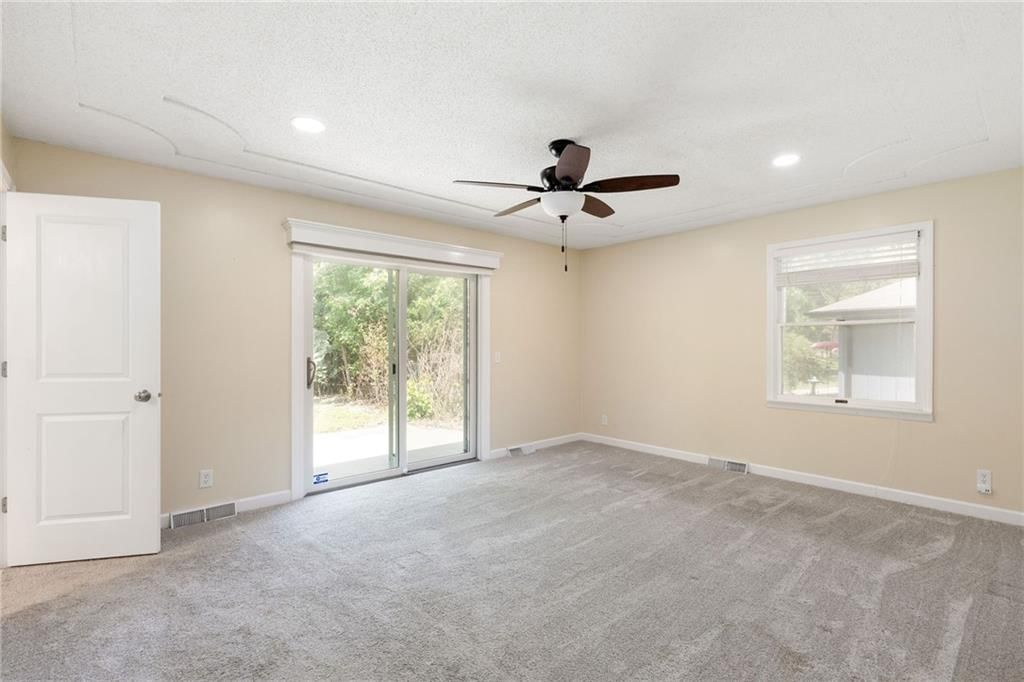 4401 S Stonecrest Circle — photo 15