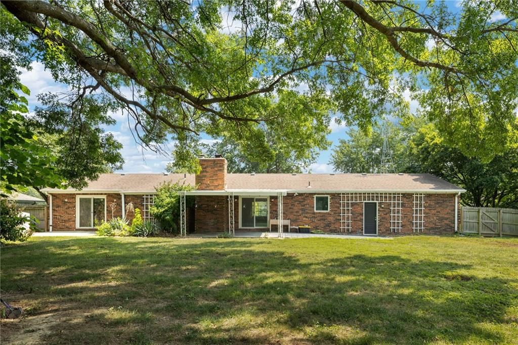 4401 S Stonecrest Circle — photo 32