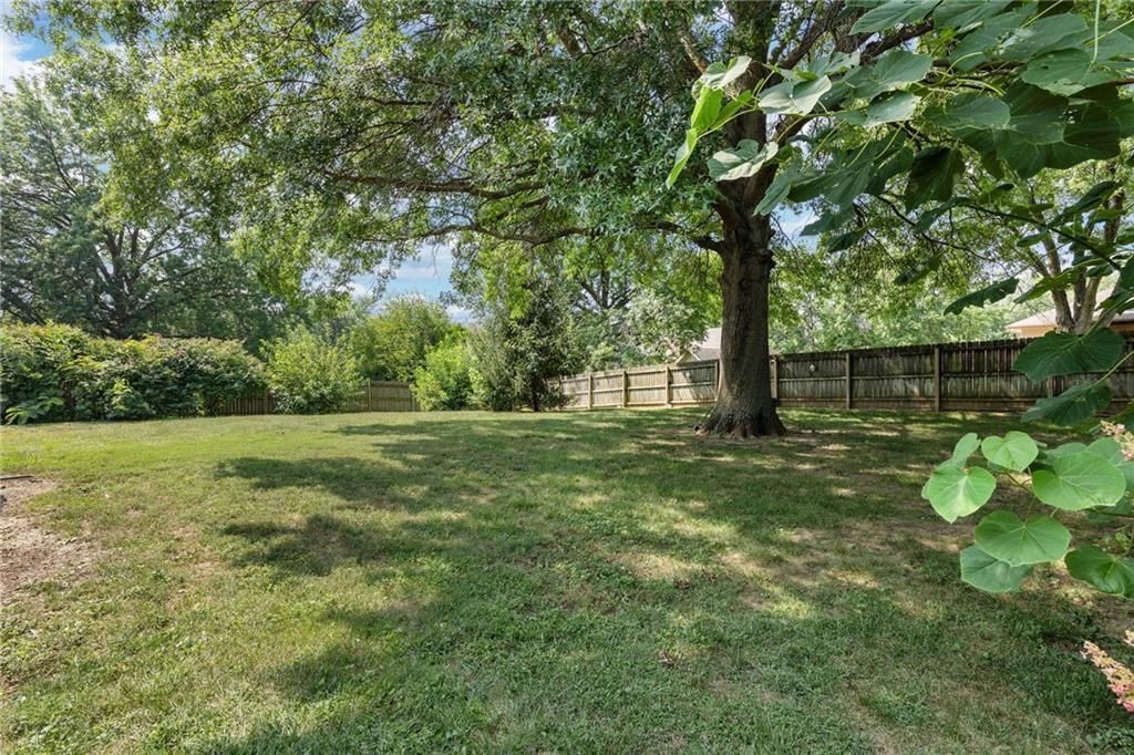 4401 S Stonecrest Circle — photo 35