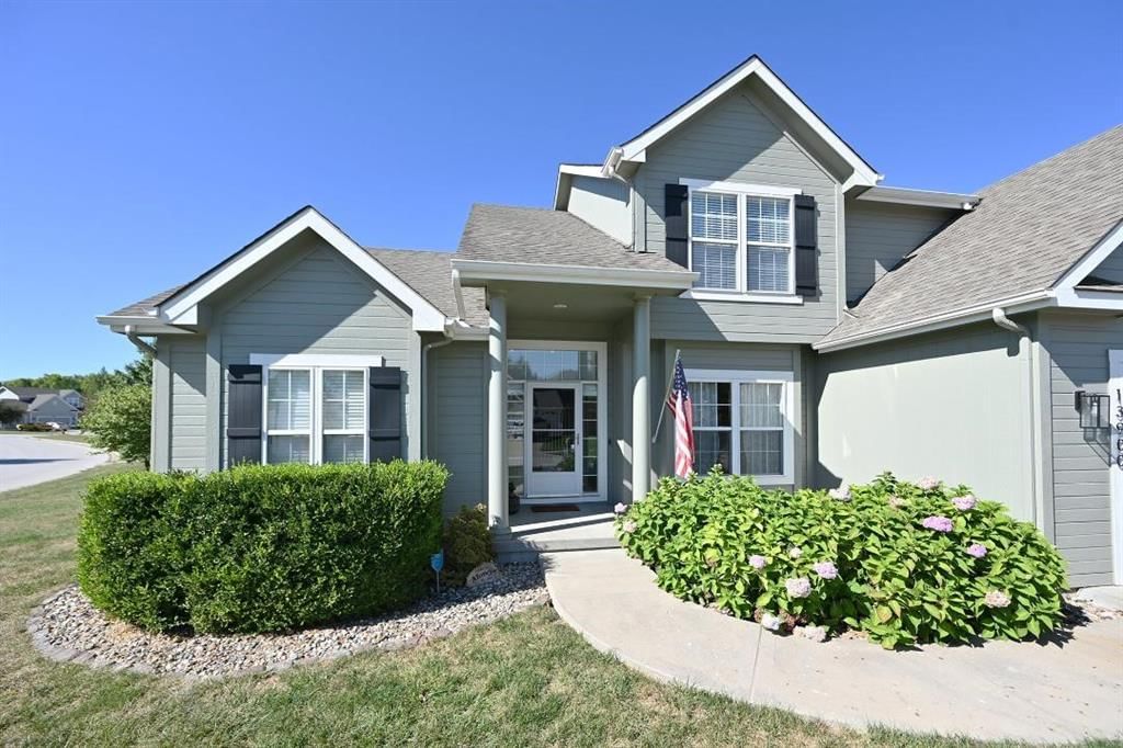 13900 Cole Crossing Court — photo 2
