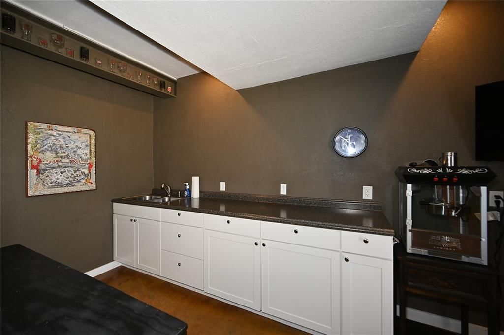 13900 Cole Crossing Court — photo 55