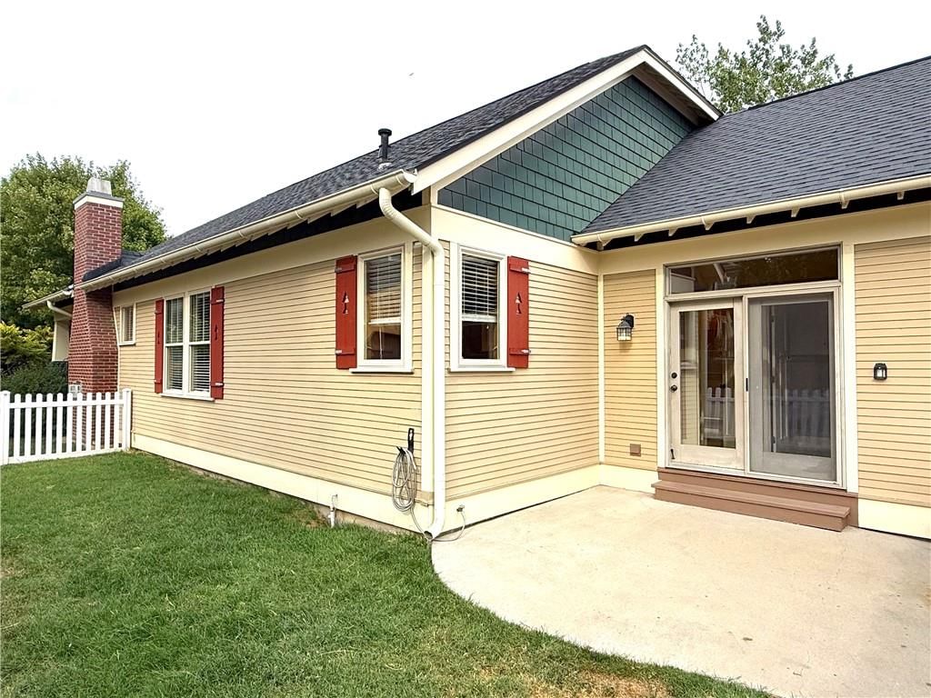 9005 NE 80th Street — photo 15