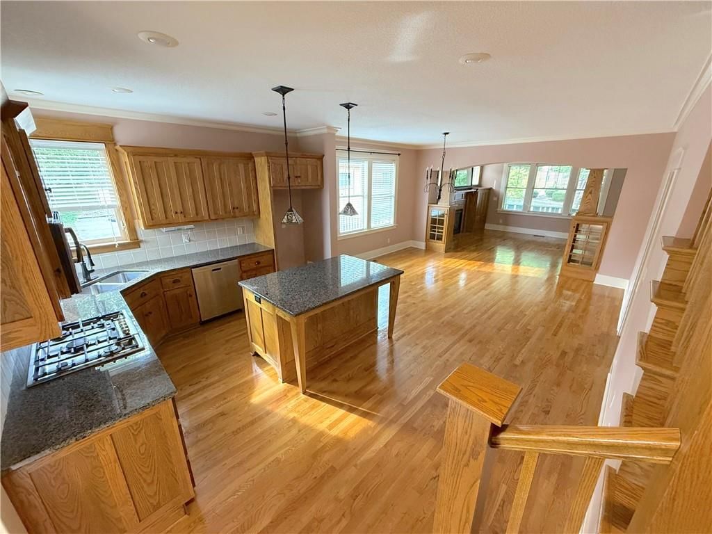 9005 NE 80th Street — photo 31