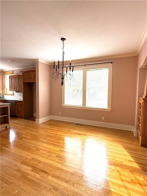 9005 NE 80th Street — photo 32