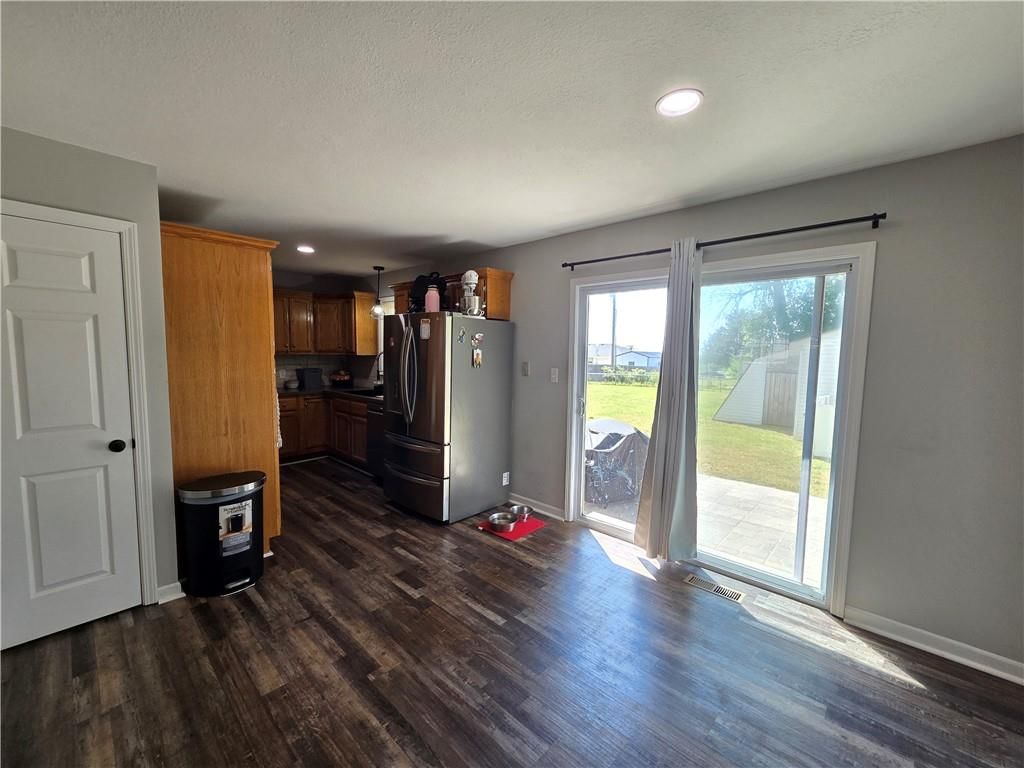 903 S Ash Street — photo 6