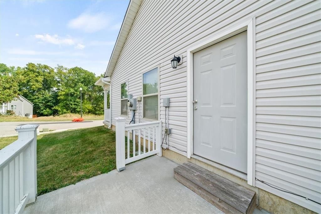 Photo 16 of 17 - 7837 Troup Avenue