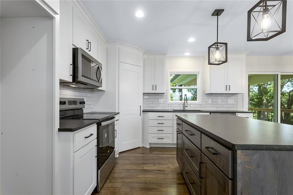 1320 N Holland Court — photo 13