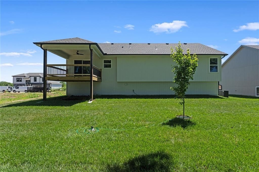 1320 N Holland Court — photo 35