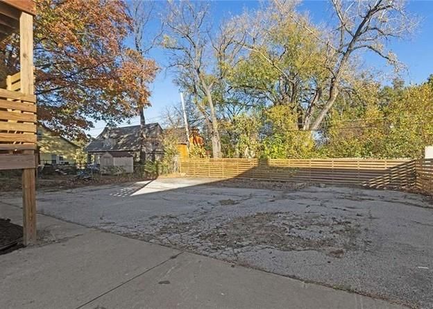 3409 Indiana Avenue — photo 18