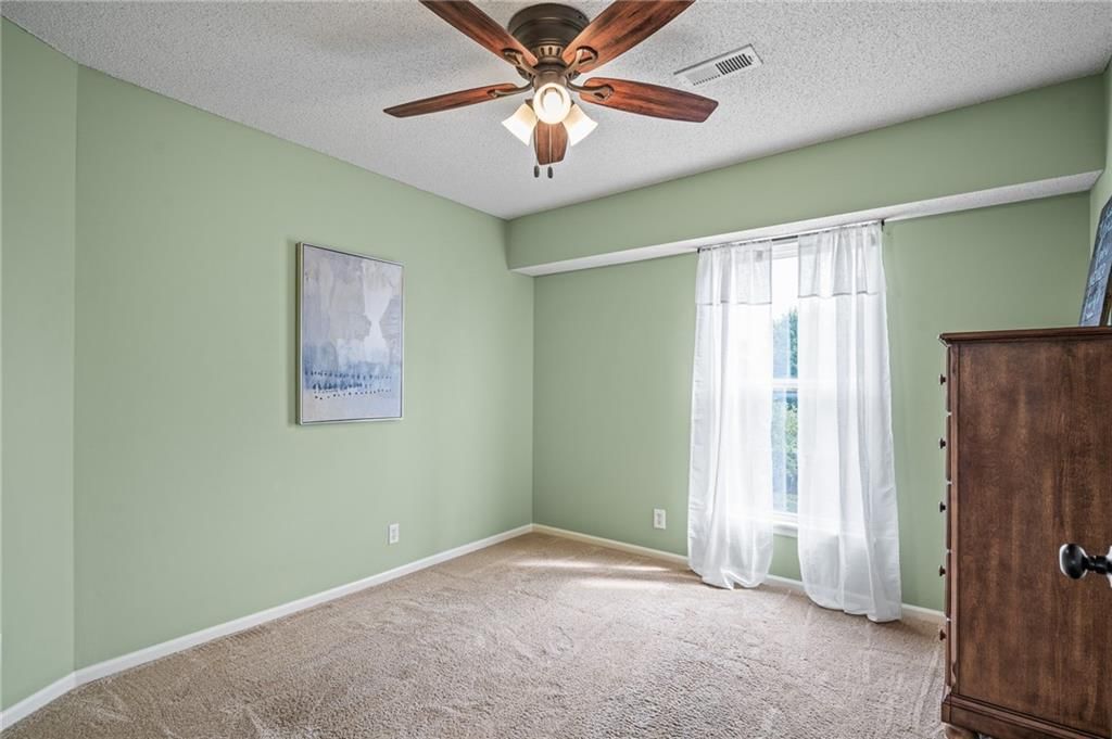 18533 Sycamore Court — photo 36