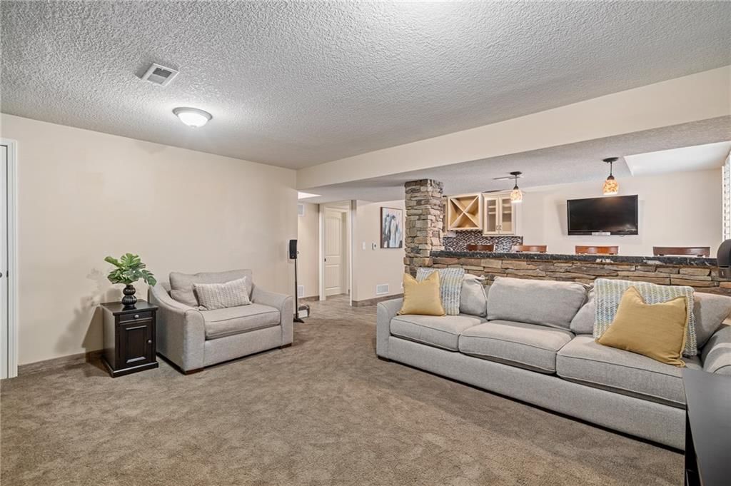 18533 Sycamore Court — photo 44