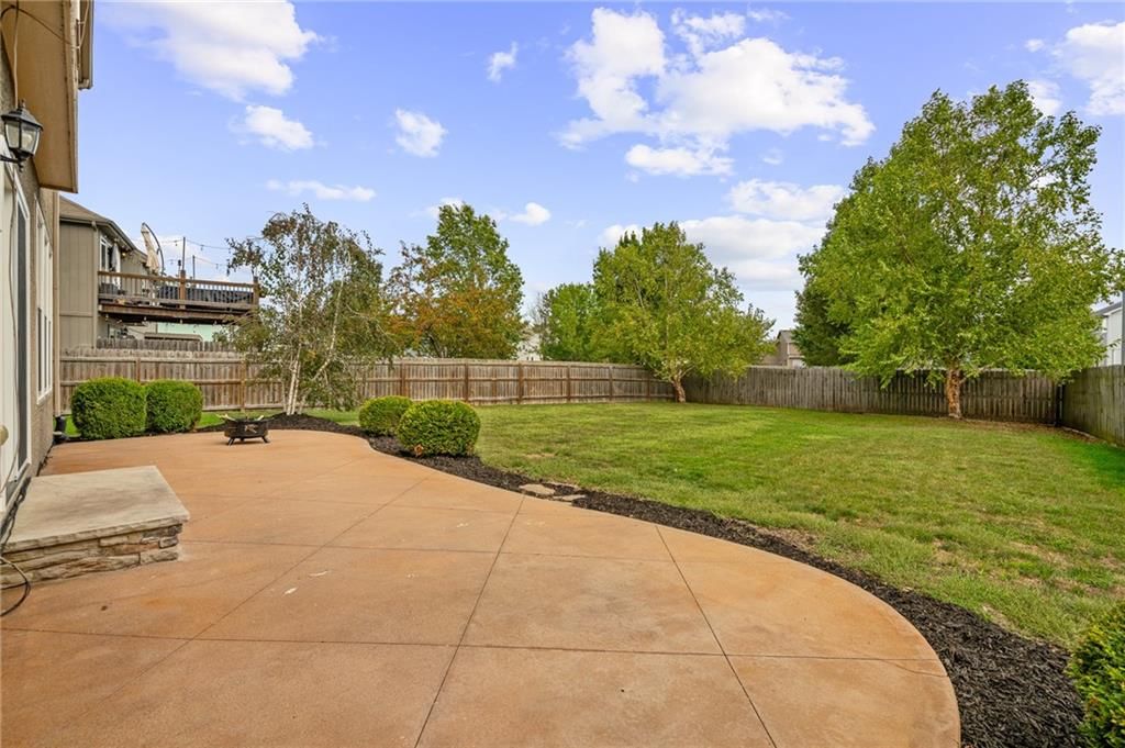 18533 Sycamore Court — photo 51