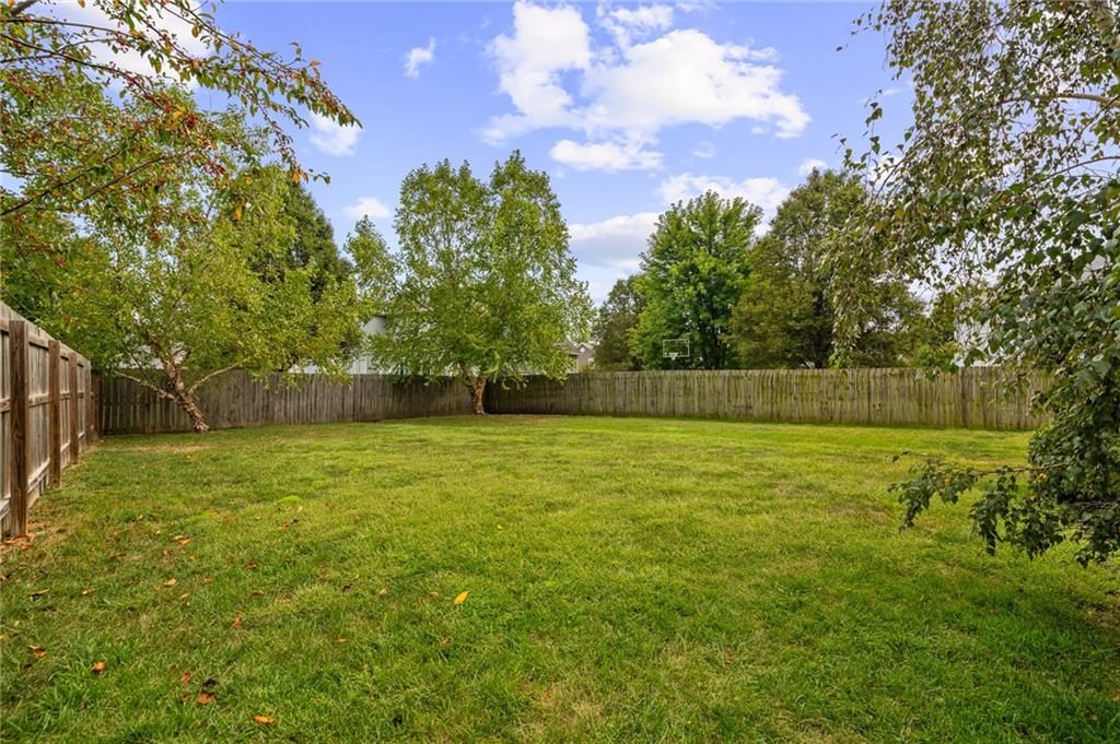 18533 Sycamore Court — photo 55