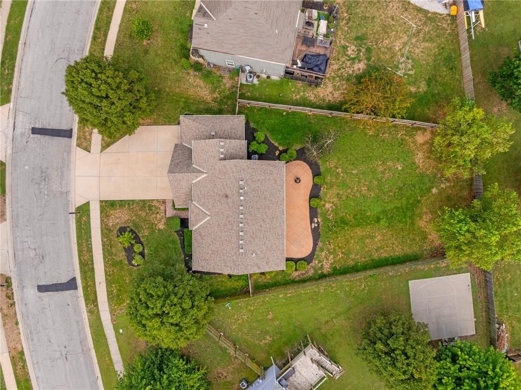 18533 Sycamore Court — photo 57