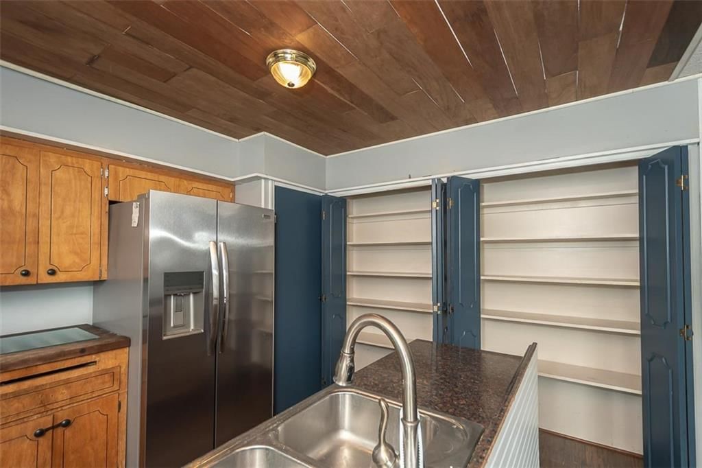 305 Maple Street — photo 8