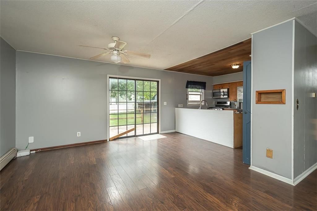 305 Maple Street — photo 13