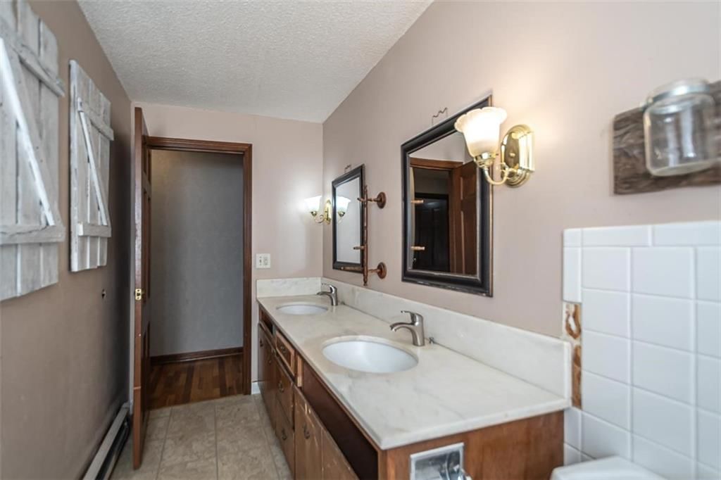 305 Maple Street — photo 18