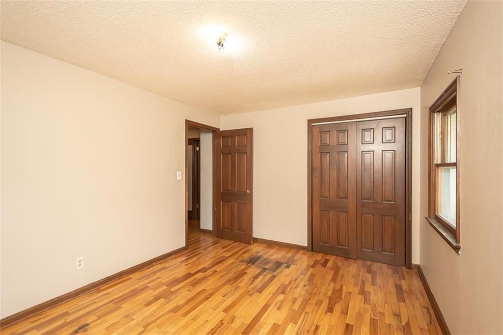 305 Maple Street — photo 22