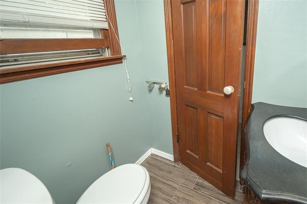 305 Maple Street — photo 33