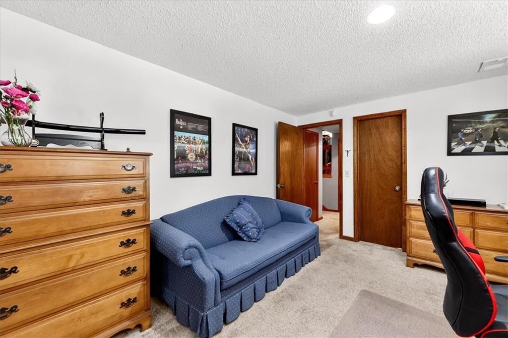 11928 W 66th Street — photo 25