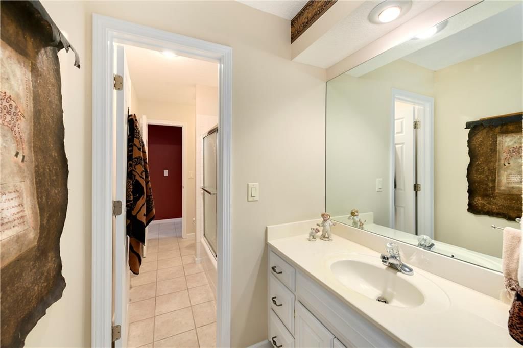 6122 NE Upperwood Road — photo 37
