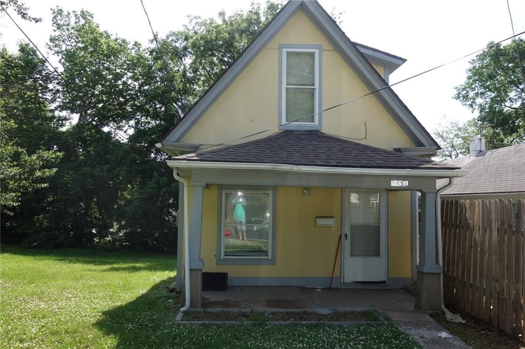 2451 Chelsea Avenue, Kansas City, MO