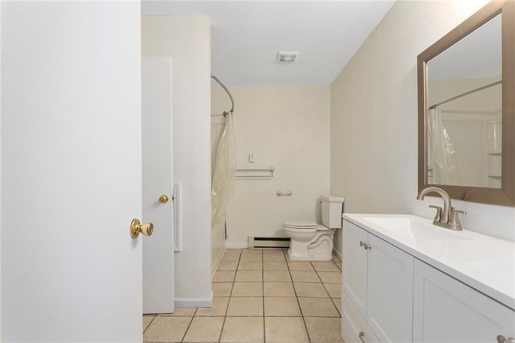 902 S 10th Street — photo 11