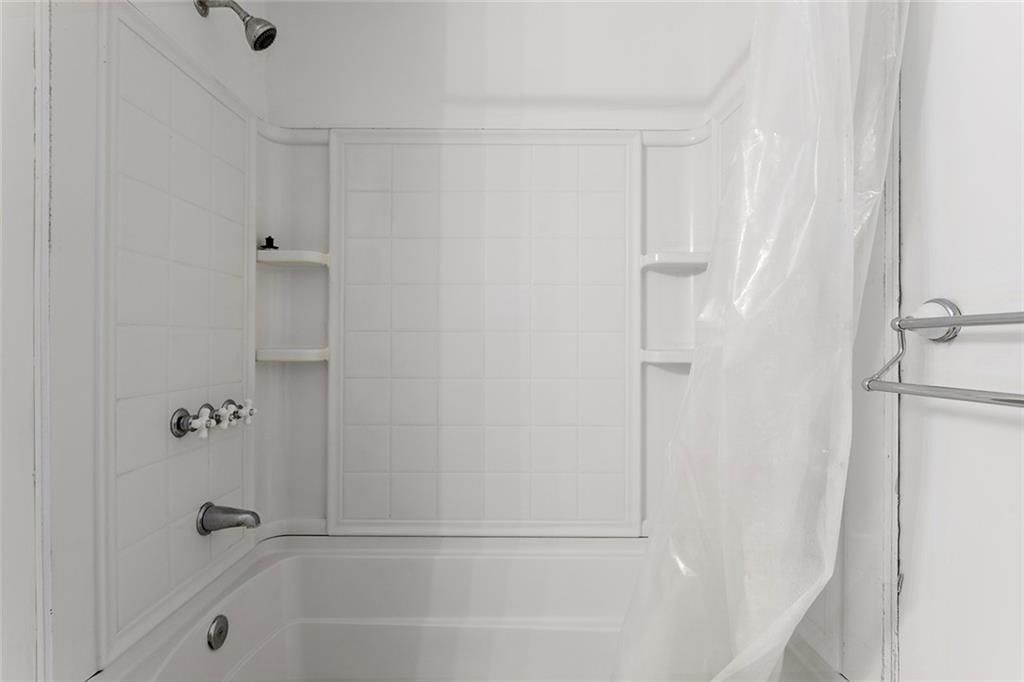 902 S 10th Street — photo 13