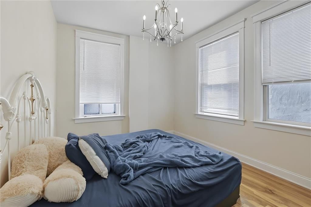 101 W Broadway Avenue — photo 48