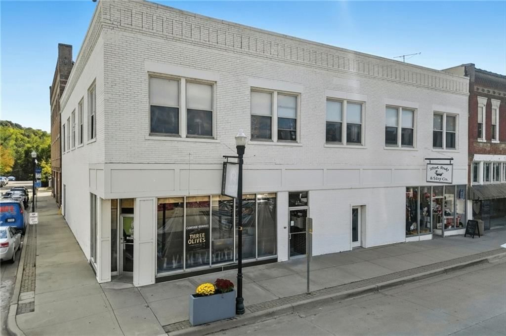 101 W Broadway Avenue — photo 55