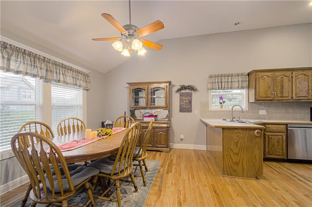 1004 Hackberry Court — photo 7