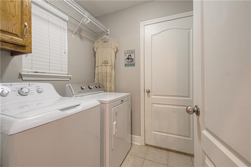 1004 Hackberry Court — photo 11