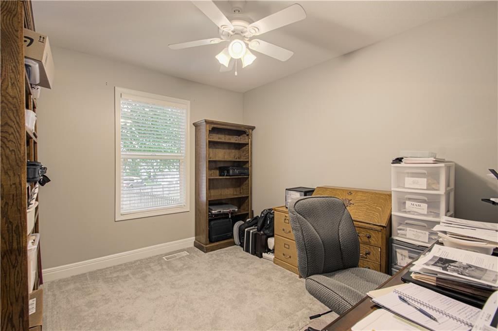 1004 Hackberry Court — photo 19