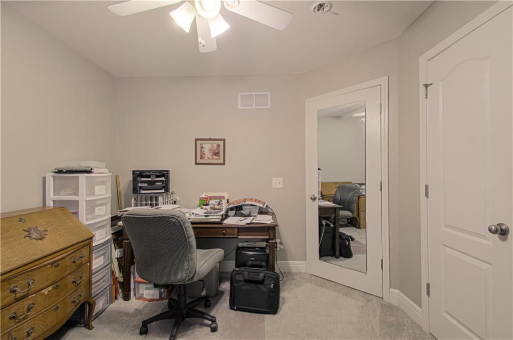 1004 Hackberry Court — photo 20