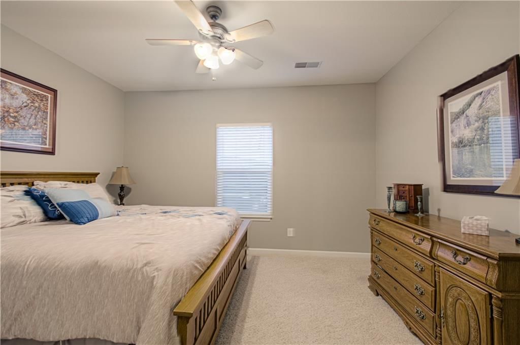 1004 Hackberry Court — photo 21