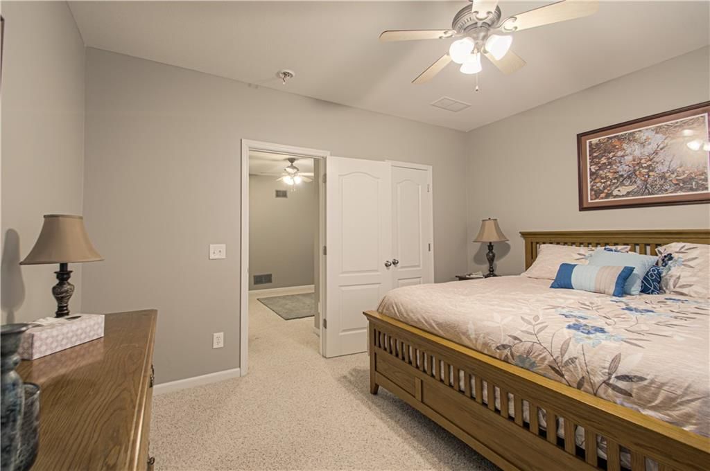 1004 Hackberry Court — photo 22