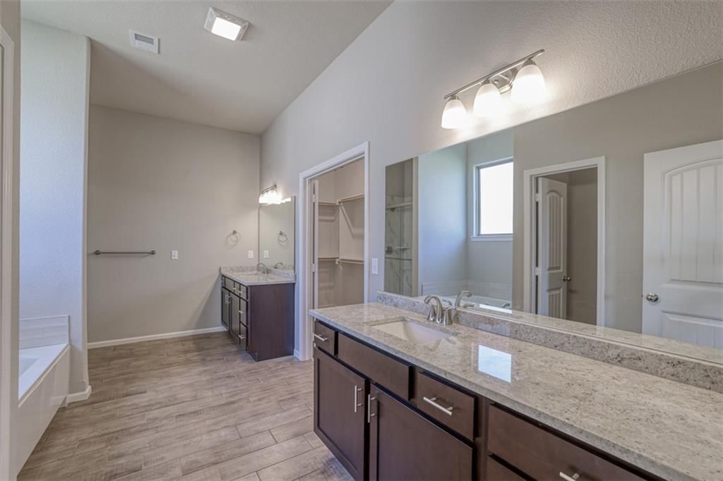16590 W 166th Court — photo 30